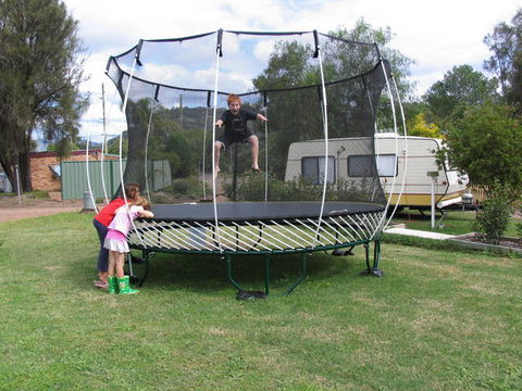 Sandy Hollow Tourist Park - Accommodation Newcastle 5