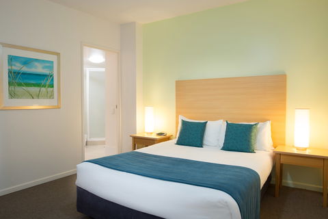 Sandy Point Beach Resort - Accommodation Newcastle 0