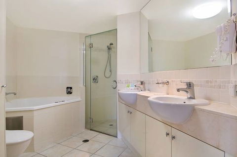 Shearwater Resort - Accommodation Newcastle 4