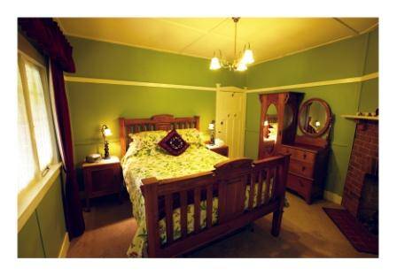 Shelton-Lea Bed & Breakfast - Accommodation Newcastle 0