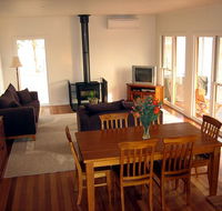 Strath Valley View B and B - Accommodation Newcastle