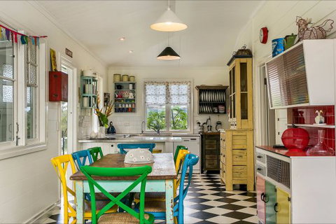 A Summer Cottage - Accommodation Newcastle 53