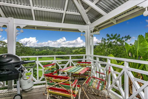 A Summer Cottage - Accommodation Newcastle 56