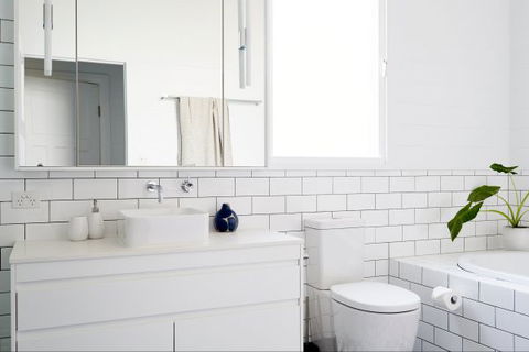 A Summer Cottage - Accommodation Newcastle 107