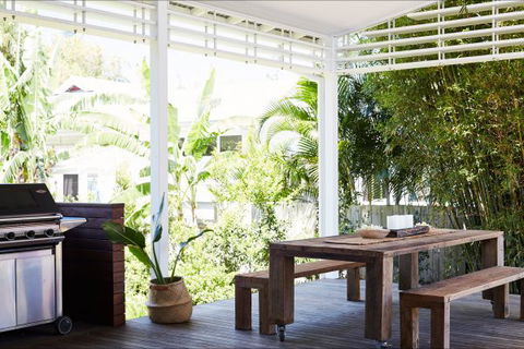 A Summer Cottage - Accommodation Newcastle 108