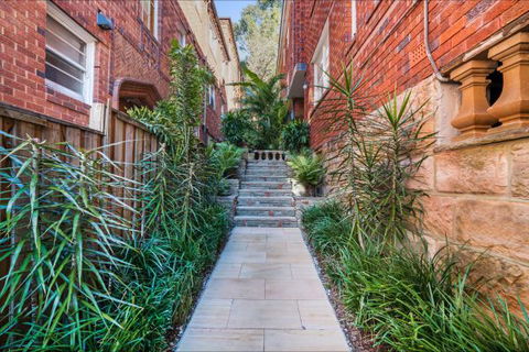 A Summer Cottage - Accommodation Newcastle 384