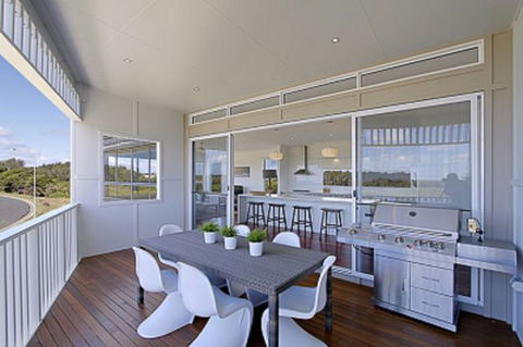 A Summer Cottage - Accommodation Newcastle 275