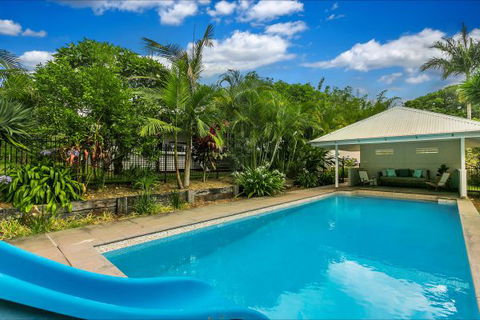 A Summer Cottage - Accommodation Newcastle 58