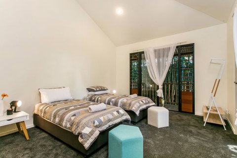 A Summer Cottage - Accommodation Newcastle 77