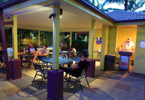 Cairns Central YHA - Accommodation Newcastle 11