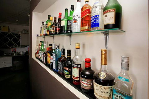 The Bank Guesthouse - Accommodation Newcastle 8