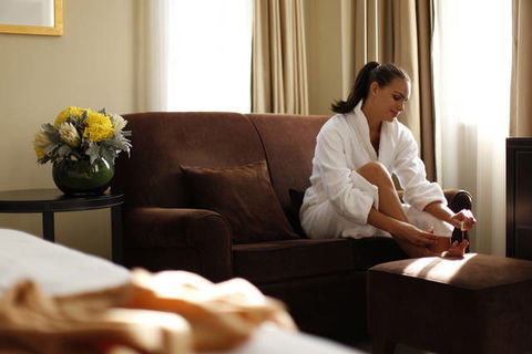 The Grace Hotel - Accommodation Newcastle 5