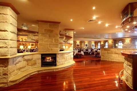 Hermitage Campbelltown - Accommodation Newcastle 6