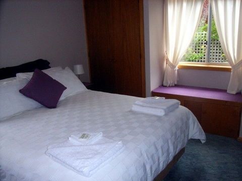 Three Hut Point - Accommodation Newcastle 3
