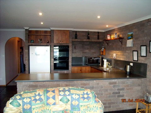 Three Hut Point - Accommodation Newcastle 4