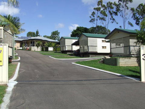Tiaro Tourist StopOver - Accommodation Newcastle 0
