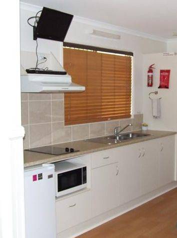 Tiaro Tourist StopOver - Accommodation Newcastle 1