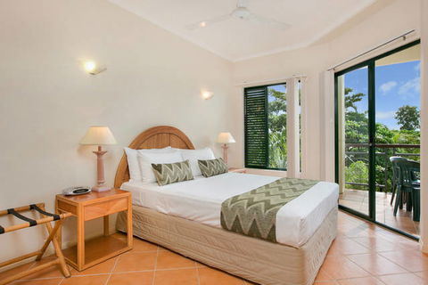 Tropic Towers Apartments - Accommodation Newcastle 8