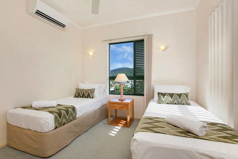 Tropic Towers Apartments - Accommodation Newcastle 9