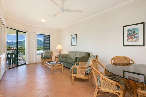 Tropic Towers Apartments - Accommodation Newcastle 11