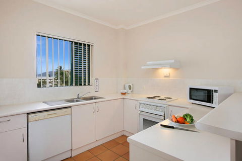 Tropic Towers Apartments - Accommodation Newcastle 13