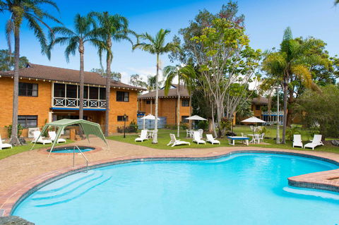 Vacation Village - Accommodation Newcastle 6