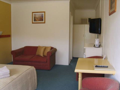 Valley View Motel - Accommodation Newcastle 1