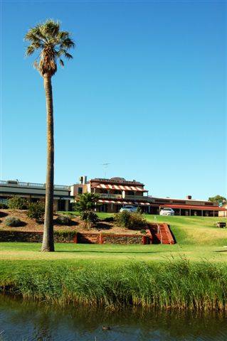 Victoria Hotel - Accommodation Newcastle 3