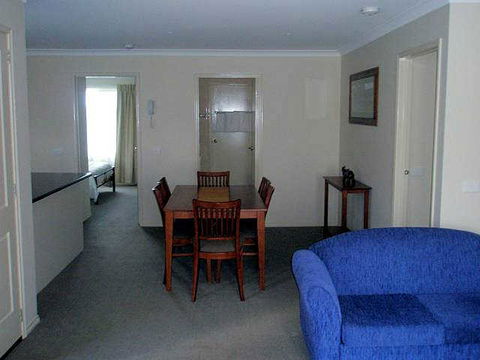 Victoria Lodge Motor Inn & Serviced Apartments - Accommodation Newcastle 1