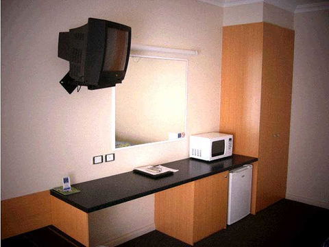 Victoria Lodge Motor Inn & Serviced Apartments - Accommodation Newcastle 3