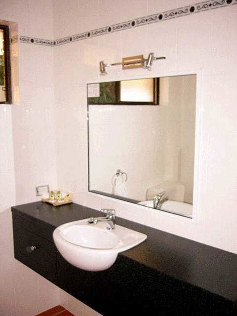 Victoria Lodge Motor Inn & Serviced Apartments - Accommodation Newcastle 4