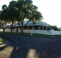 Whalers Cottage B  B
