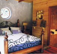 Whispering Spirit Holiday Cottages and Miniature Pony Stud
