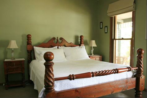 Wide Horizons Bed & Breakfast - Accommodation Newcastle 0