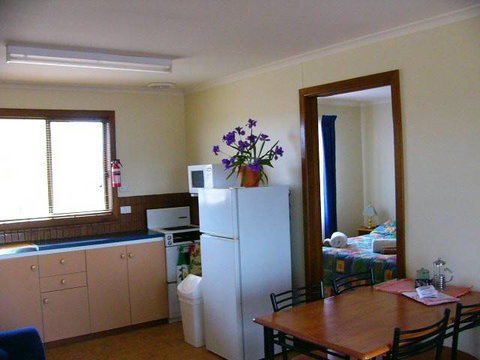 Windana Cottages - Accommodation Newcastle 2