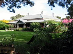 Yankalilla Bay Homestead B&B - Accommodation Newcastle 3