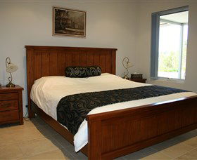 Brigadoon Retreat - Accommodation Newcastle 2