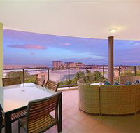 Darwin City Harbour Views - Accommodation Newcastle