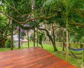 A Summer Cottage - Accommodation Newcastle 2