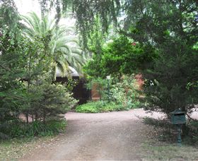 Allan Court Gardens Accommodation - Accommodation Newcastle 1