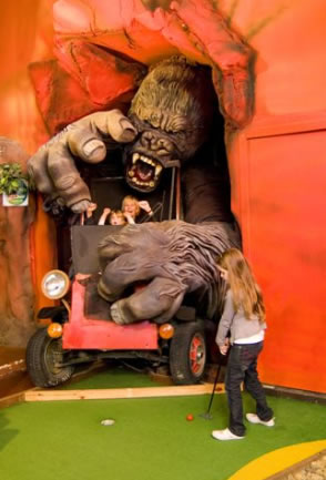 King Tutts Putt Putt - Accommodation Newcastle 3