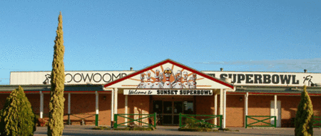 Sunset Superbowl - Toowoomba - Accommodation Newcastle 3