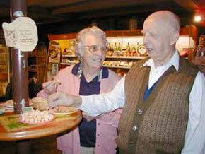 Allansford Cheese World - Accommodation Newcastle 2