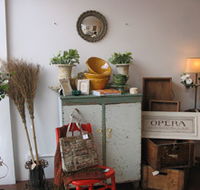 SavvyShopTours - Accommodation Newcastle