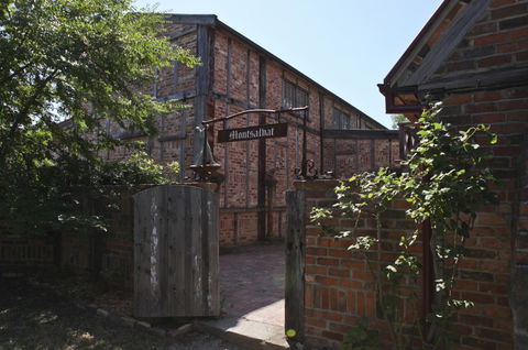 Montsalvat - Accommodation Newcastle 1