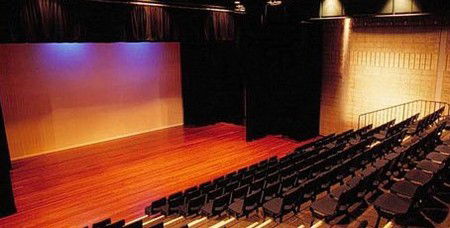 Riverside Theatre - Accommodation Newcastle 4