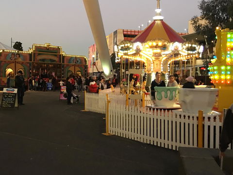 Wonderland Under The Melbourne Star - Accommodation Newcastle 3