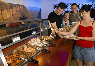 Cairns Night Zoo - Accommodation Newcastle 2