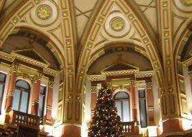 MELTours - Accommodation Newcastle 3