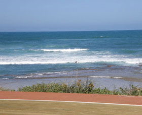 Flat Rocks - Accommodation Newcastle 0